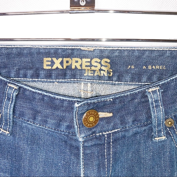 EXPRESS Blue Low-Rise Flare Jeans 6L - Picture 6 of 6